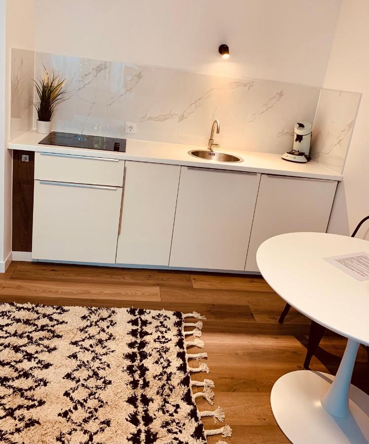 Gaestehaus Zur Uni Klinik Exklusives Apartment Mit Kueche Und Badezimmer Гомбург Екстер'єр фото
