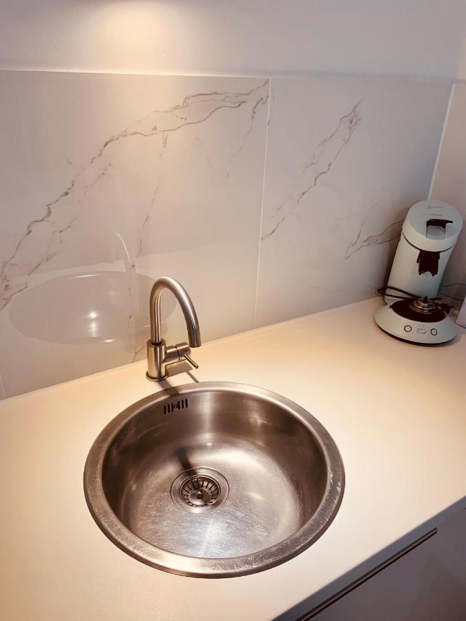 Gaestehaus Zur Uni Klinik Exklusives Apartment Mit Kueche Und Badezimmer Гомбург Екстер'єр фото